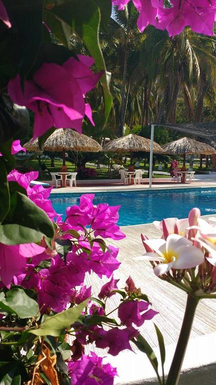 Hotel Y Club Campestre Altos Paraiso Пуерто-Ескондідо Екстер'єр фото